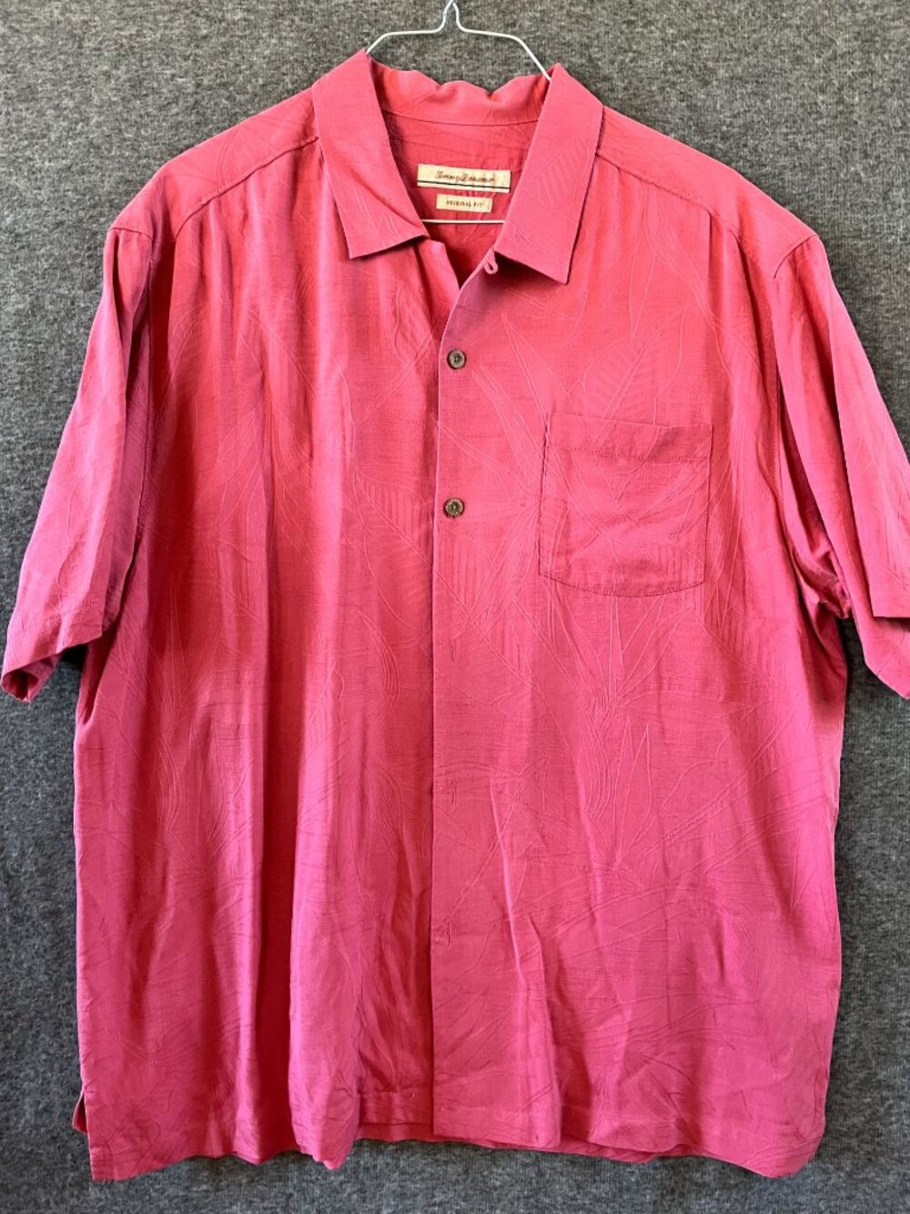 Tommy Bahama short sleeve mens XL casual camp hawaaian beach shirt 100% silk